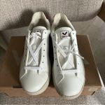 VEJA Madewell + Vegan Leather Urca Sneakers in White Marsala Photo 5