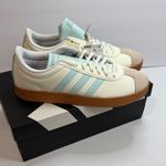 Adidas Women's Sneakers in Cream and Light Blue Photo 2