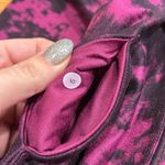 Lululemon  Wunder Under Crop II Breezie Regal Plum Purple Black Tie-Dye size 6 Photo 3