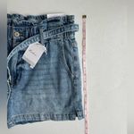 Kancan NWT women’s size 28 paper bag waist denim shorts Blue Photo 5