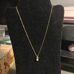 Elegant Gold Necklace with Crystal Pendant Photo 1