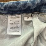 Vervet Blue Women's denim shorts size 2X raw hem cuff off jean shorts Photo 4