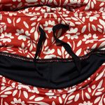 2x maxi athletic skirt with shorts under red white floral long skirt Photo 5