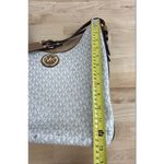 Michael Kors  Vanilla/Acorn Bowery Hobo Large Shoulder Bag - Size M Photo 9