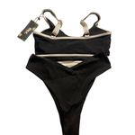 Black Sporty Two Photo 2