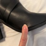 So Me size 10 black strappy buckles cutout ankle booties with 4.5 inch heels EUC Photo 12