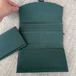 Liz Claiborne First Access  Hunter Green Bifold Wallet checkboard cover Photo 3