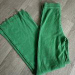 Princess Polly  Green Pants  Photo 0