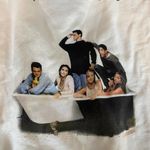 friends cropped cream crewneck Size M Photo 6