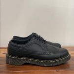 Dr. Martens  3989 Yellow Stitch Smooth Leather Brogue Shoes Women’s Size 9 Photo 8