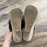 G.H. Bass & Co Black Canvas Espadrille Wedge Thong Sandals Women’s Size 9M Photo 7