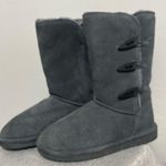 BEARPAW Sarah Tall Gray Suede Boots – Size 7)B38) Photo 0