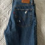 Levi's 501 High-Waisted Jeans Photo 3