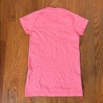 Lululemon  Swiftly Tech Short Sleeve Crew Heathered Electric‎ Coral size 8 Photo 2
