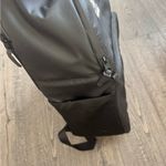 Vooray  2nd Avenue Backpack- Black 25L Photo 3
