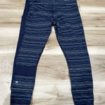 Lululemon RARE Run the World 7/8 Tight Leggings Cyber Stripe Naval Blue Womens10 Photo 0