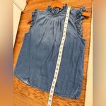 frame denim FRAME Ruffle Denim Sleeveless Top in Joanie Size XS Photo 9