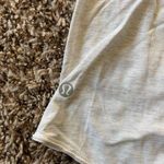 Lululemon Yogi Cuttoff Tee 8 Heathered White Photo 7