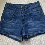 Refuge  Jean Shorts Photo 0