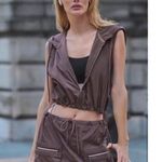 Alo Yoga Crinkle Surplus Mini Skirt Raisinette XS Photo 13