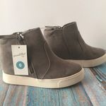 Wedge Sneakers, Size 6 Gray Photo 3