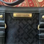 Tommy Hilfiger Tommy Hilfigure Black Small Crossbody Gold Hardware Vegan Leather Bag Photo 7