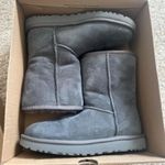 UGG  Women’s Classic Short II Boots Photo 0
