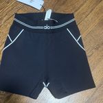 Alo Yoga NWT Airbrush Heart Throb Black Bike Shorts size XXS Photo 0
