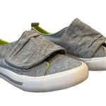 Rocket Dog women's size 6.5 light gray fabric slip on velcro casual shoes Photo 0