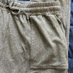 Streetwear Society Street Wear Society Active Gray Capri Cropped Joggers EUC Size Med #7863 Photo 3