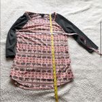 Rue 21 ๐ Elephant raglan elbow sleeve scoop top Photo 2