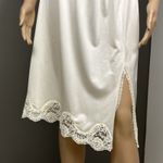 Vintage JCPenney Half Slip Size Large Cream Ivory 100% Nylon Scallop Lace Slit Photo 1