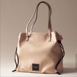 Victoria's Secret ✨HP✨
Cinch-Top Tote✨   Photo 1