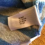 Gap  Striped V-neck Sweater Size Medium Photo 7