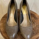 Women’s Rockport adiprene brownish gray heels 6.5 Photo 1