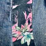 BLANK NYC  Floral Jean Shorts Size 29 Photo 12