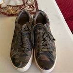 J Slides Hilton Camo Lace Up Platform Sneakers Size 6 Green Photo 4