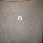 Lululemon  Short Sleeve Tee Shirt Cuffed Sleeve Relaxed‎ Fit Size 10 Black Active Photo 5