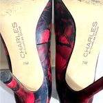 Charles David CHARLES By  Stiletto Heels Sz 7M  Black/Red Roses Minor Peeling Photo 5