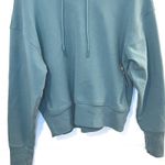 Old Navy Active Dynamic Fleece Cropped Hoodie Teal Size M Breathable Zip Pockets Green Size M Photo 3
