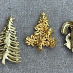 Bundle of 3 Christmas / holiday brooches Gold Photo 3
