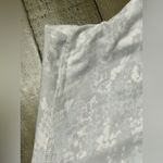 Alo Yoga  High-Waist Airbrush Capri Crop Leggings - Medium - Vapor Python Photo 3