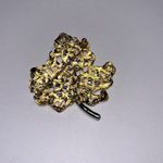St. John Vintage KNITS Gold & Silver Tone Leaf Pin brooch Photo 4