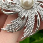 Silver Sarah Coventry brooch/Pin pinwheel // FLAWS SEE DESCRIPTION Photo 3