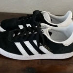 Adidas  Gazelle Black White Photo 0