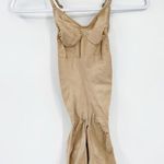 SKIMS  Seamless Sculpt Mid Thigh Clay Beige Shapewear Bodysuit Size S/M Photo 2