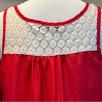Chloe K  tank top blouse sleeveless red size medium lace Photo 4