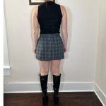 American Eagle  Green Plaid Mini Skirt Size Medium Photo 4