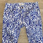 Vineyard Vines Women’s  Blue Tropical Print Jeans Size 4 Photo 1