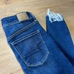 American Eagle Size 2 short hi-rise jegging crop Photo 3